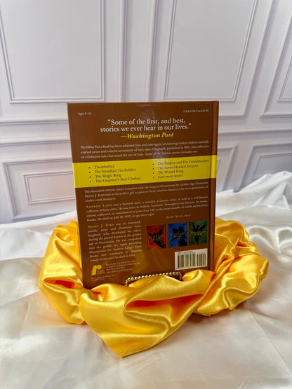 Back cover of The Yellow Fairy Book by Andrew Lang showing the publisher&
